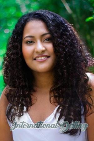 212994 - Yeinis Age: 24 - Colombia