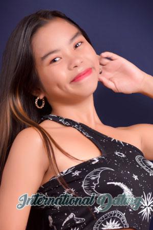 213016 - Ruvelyn Age: 21 - Philippines