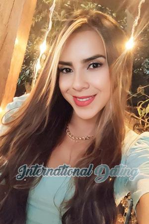 213323 - Lizeth Age: 40 - Colombia