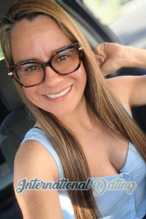 213433 - Karol Age: 46 - Costa Rica