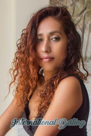 214591 - Candy Age: 48 - Peru