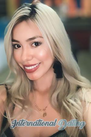 214705 - Valentina Age: 28 - Colombia