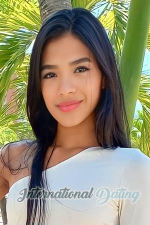 215015 - Nicolle Age: 24 - Colombia