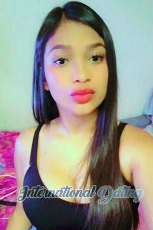 215128 - Paulina Age: 27 - Costa Rica