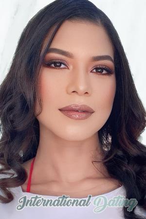 215261 - Julie Age: 32 - Colombia