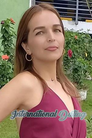 215386 - Jessica Age: 35 - Colombia