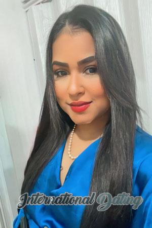 215449 - Andrea Age: 34 - Colombia