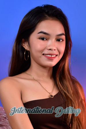 215471 - Glydel Age: 22 - Philippines