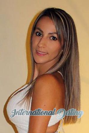 215729 - Tatiana Age: 38 - Costa Rica