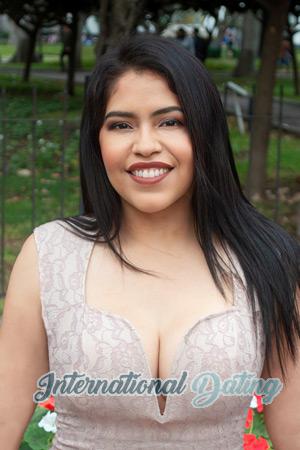 215927 - Erika Age: 36 - Peru