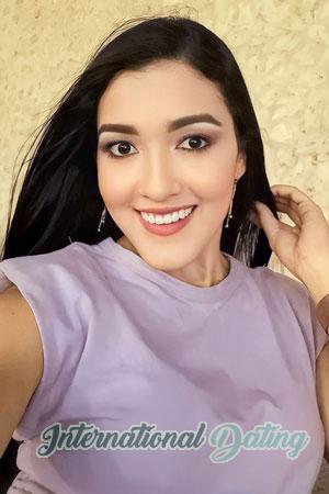 216012 - Laura Age: 31 - Colombia