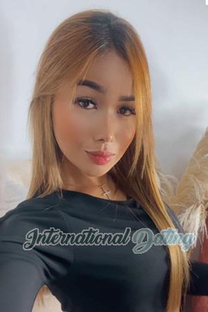 216417 - Yulieth Age: 26 - Colombia