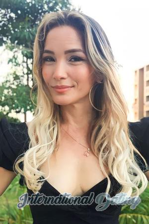 217890 - Isabel Age: 44 - Colombia