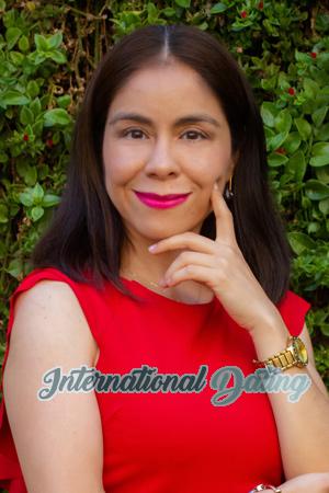 217900 - Yesenia Age: 43 - Peru