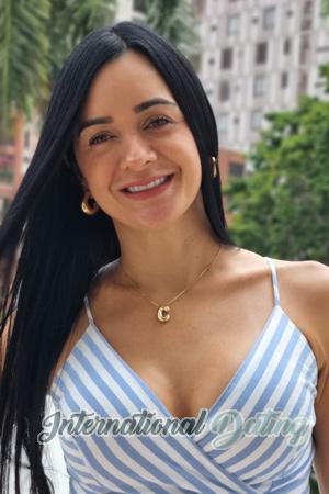 218246 - Claudia Age: 41 - Colombia