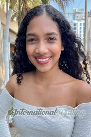 218305 - Maria Age: 23 - Colombia