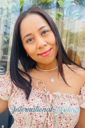 218375 - Merlyn Age: 44 - Colombia