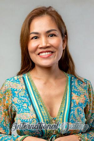 218544 - Tewee Age: 44 - Thailand