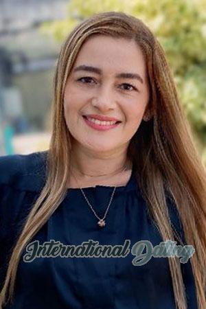 219156 - Karina Age: 44 - Colombia