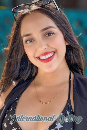 219495 - Paula Age: 24 - Colombia