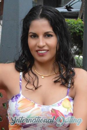 219564 - Lindsayth Age: 45 - Peru