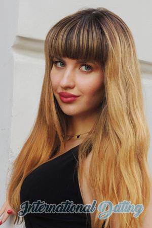 220643 - Anna Age: 22 - Poland