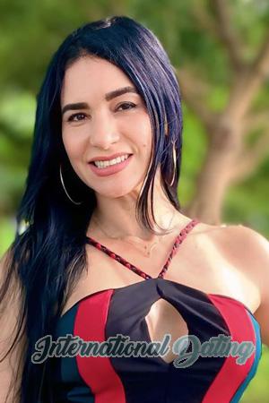 221173 - Danisela Age: 47 - Colombia