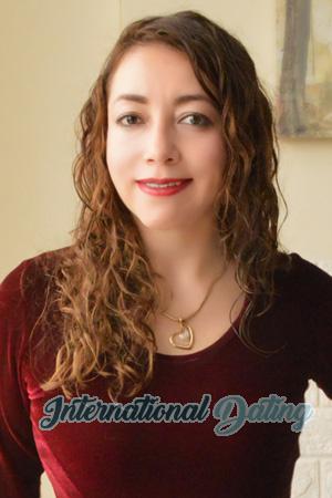 221407 - Maria Age: 40 - Peru