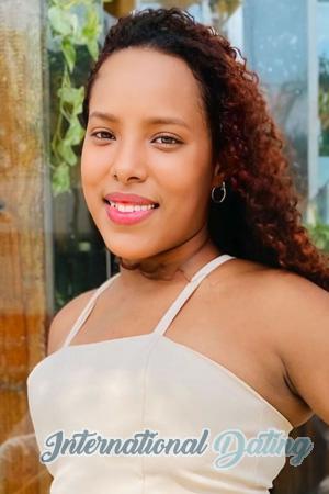 222353 - Darnelly Age: 26 - Colombia