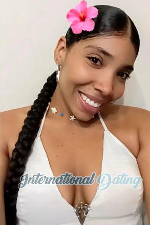 223200 - Yolaima Age: 28 - Colombia
