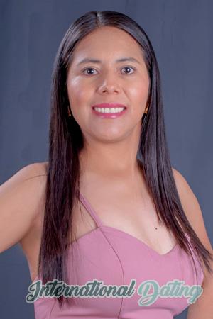 223585 - Flora Age: 37 - Bolivia