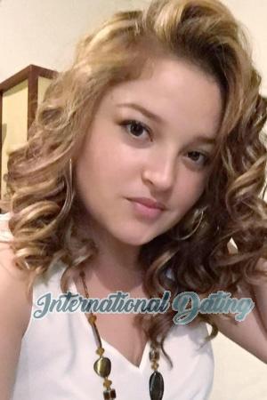 223586 - Nathaly Age: 38 - Costa Rica