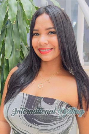 223840 - Nayelis Age: 24 - Colombia