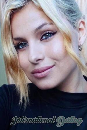 223981 - Milagros Age: 25 - Argentina