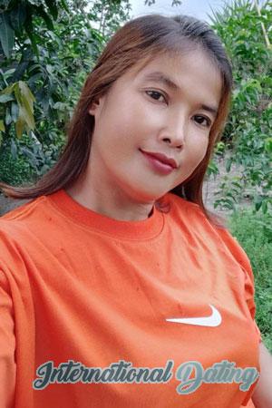224011 - Puthea Age: 42 - Cambodia