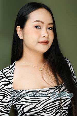 224402 - Prassaneeya Age: 31 - Thailand