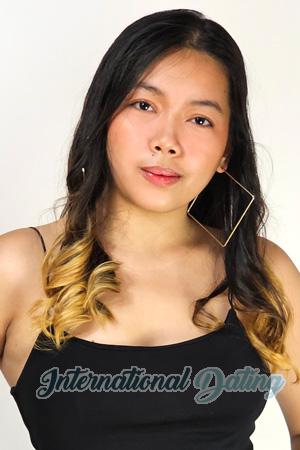 224639 - Eluisa Carbelle Age: 23 - Philippines