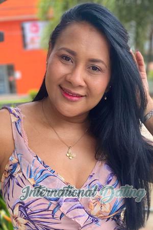 225125 - Liceth Age: 40 - Colombia
