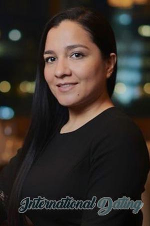 225204 - Yamile Age: 37 - Colombia