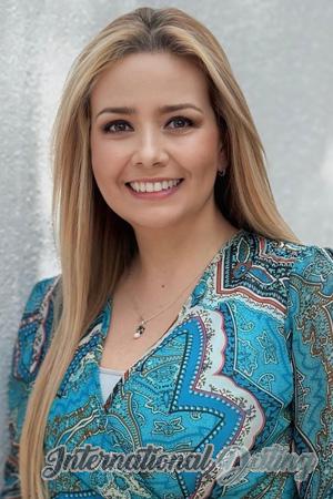 225509 - Paula Age: 50 - Colombia