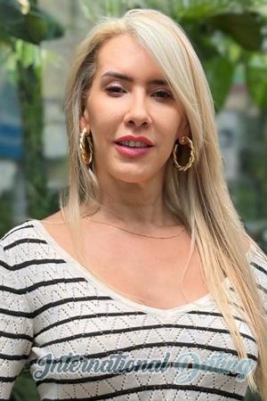 225516 - Diana Age: 56 - Colombia