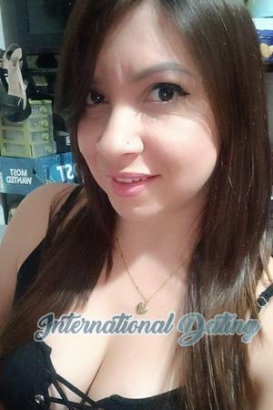 226636 - Allison Age: 35 - Costa Rica