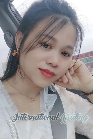 226737 - Hanqin Age: 37 - China