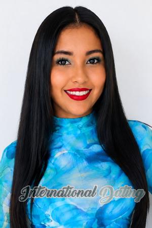 227695 - Daniela Age: 26 - Colombia